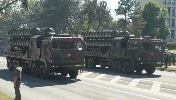 cin fuzeleri avrupada gecit toreni saskinlik yaratti 4RBC3Tnw