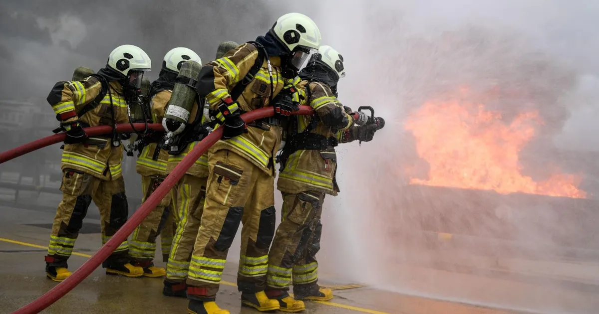 6 subat depremleri saglikcilari izmirde bulusturdu o anlar yeniden yasandi 77IsjjuU