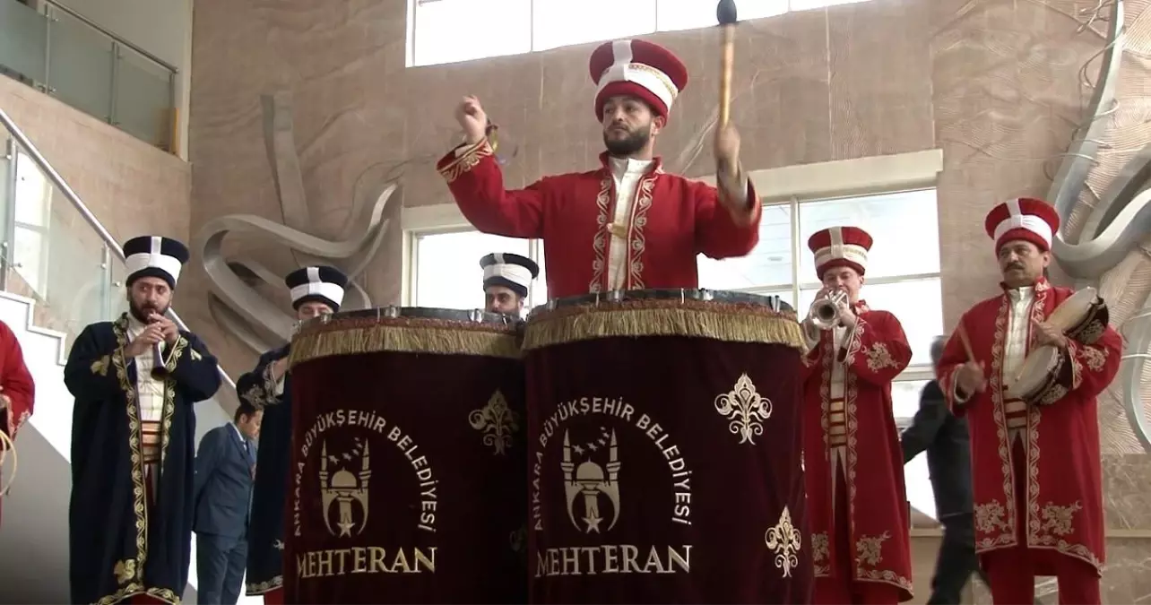 ankara meclisi anadolu birliginde vatandaslar siyasetcilere sordular 43OC2ffi.jpg