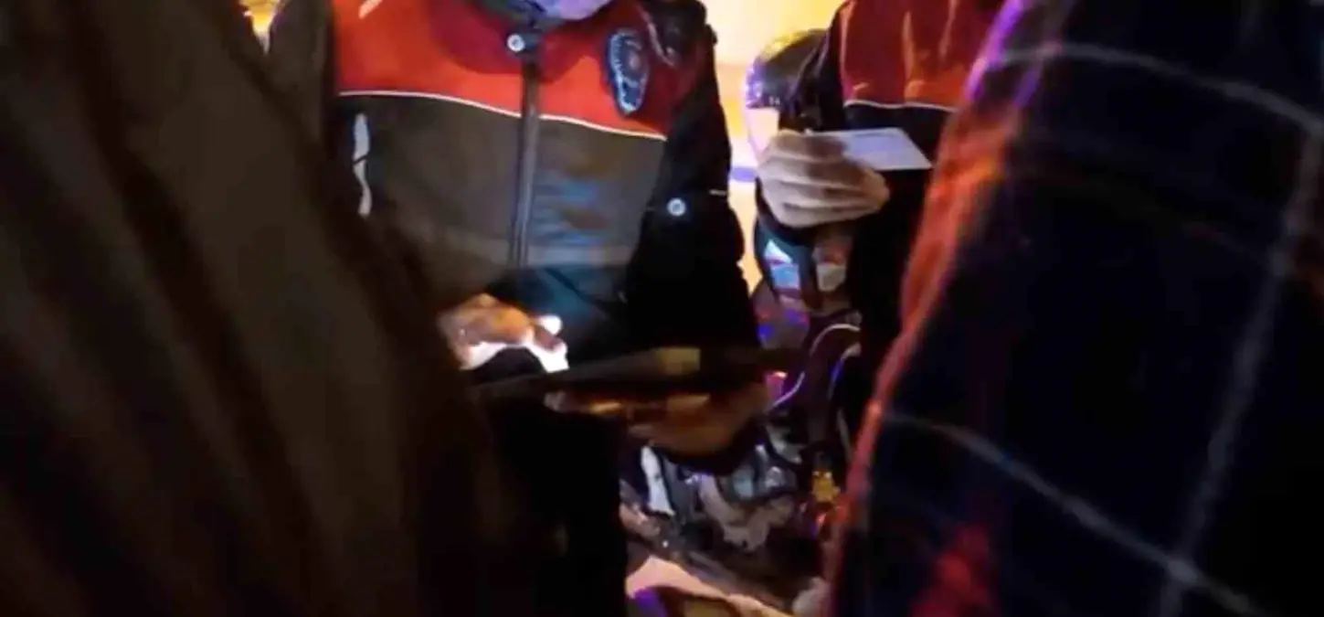 canakkalede polis denetimleri 30 sahis yakalandi narkotik ve silah ele gecirildi wKbF1ICh.jpg