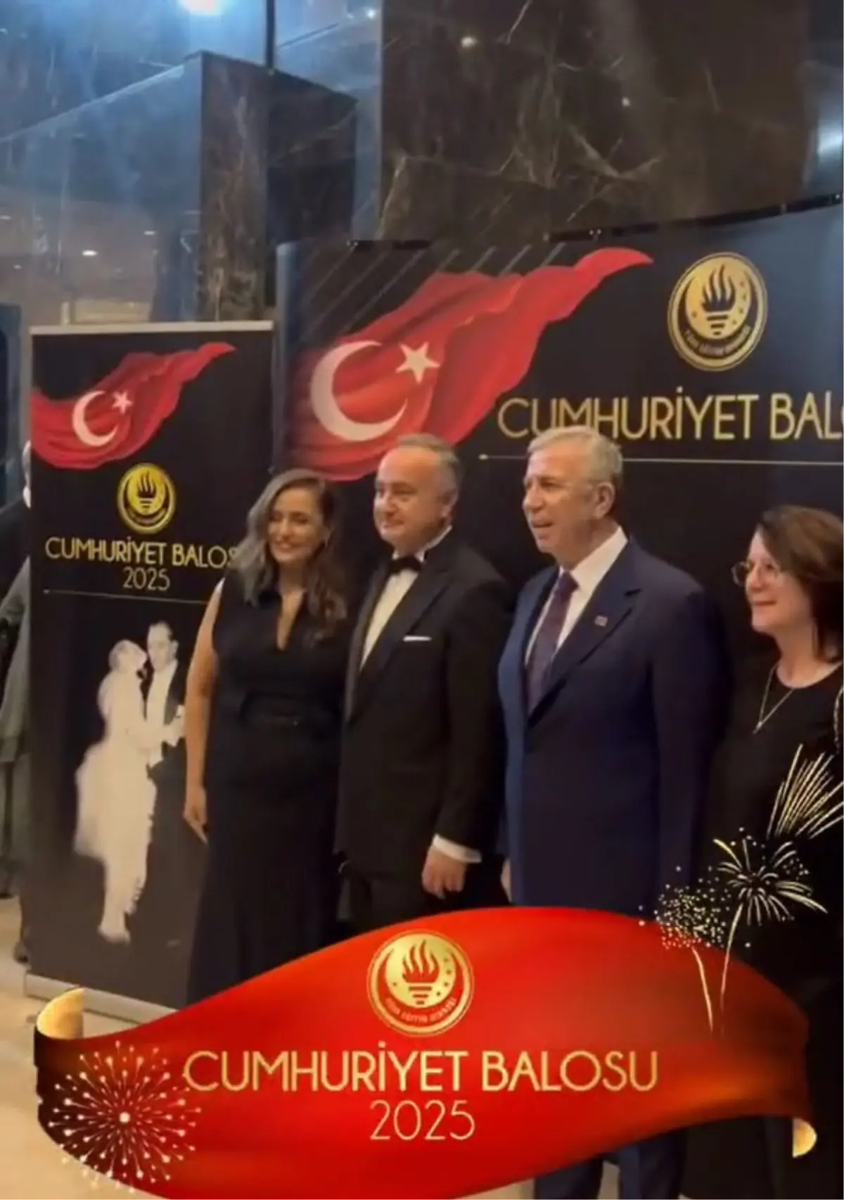 cumhuriyet balosunda egitim vurgusu XWlHOzBz.jpg