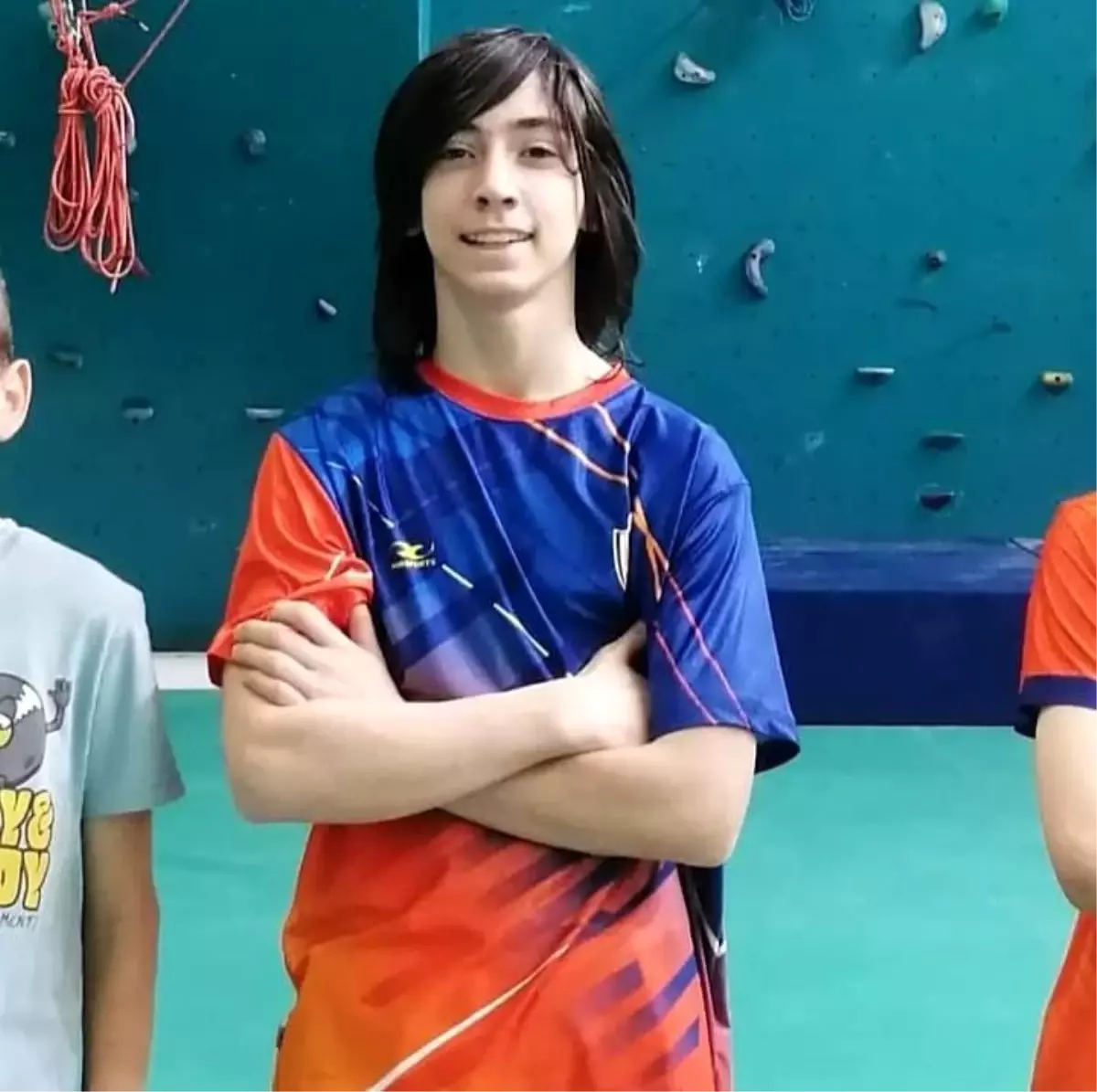 inegolun milli tirmanis sporcusu isik altincubuk balkan sampiyonasina katiliyor hN1vOW4n