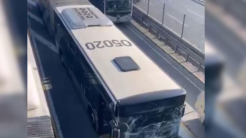 son dakika sefakoyde metrobus kazasi ekipler sevk edildi gUtA89Wh.jpg
