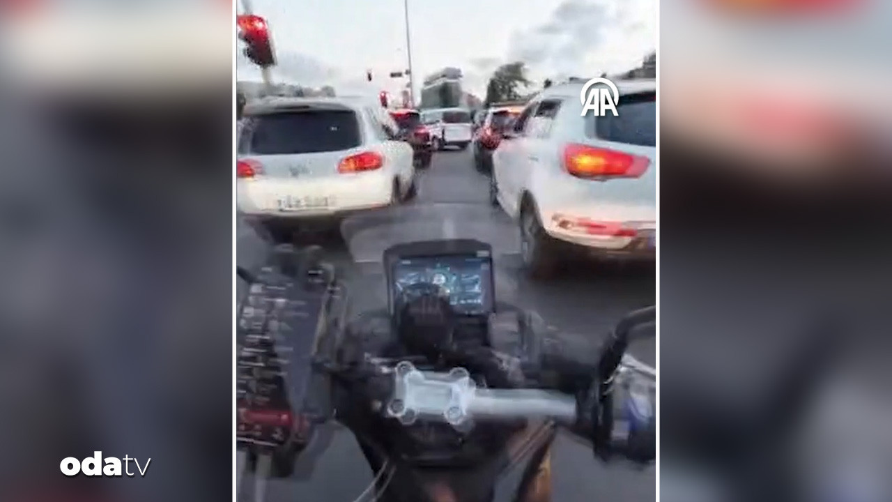 kagithanede makas atan motosikletliye para cezasi KIV9RBa1.jpg