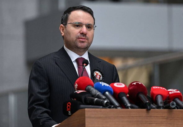 icra-tebligatlari-tbmm-gundeminde-chpden-akin-gurleke-11-soru-bXJSdN8P