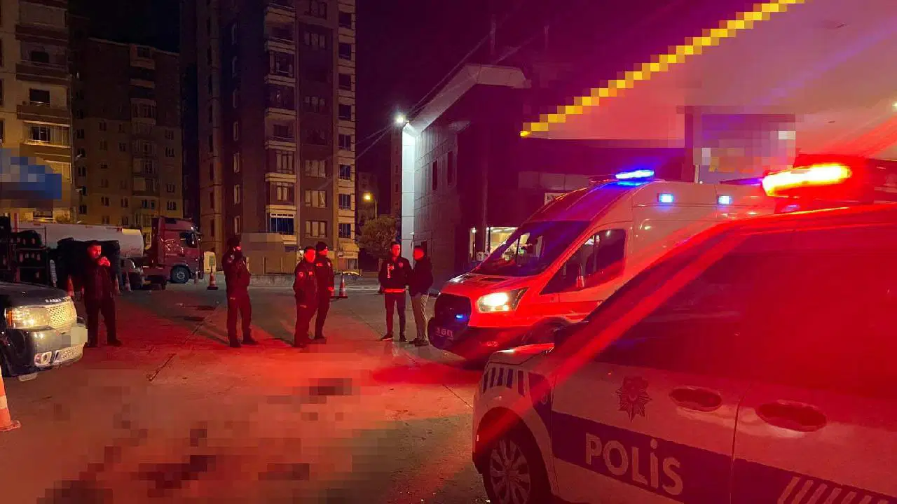 Kayseri’de Akaryakıt İstasyonunda Bıçaklı Kavga: 1 Ölü, 2 Yaralı