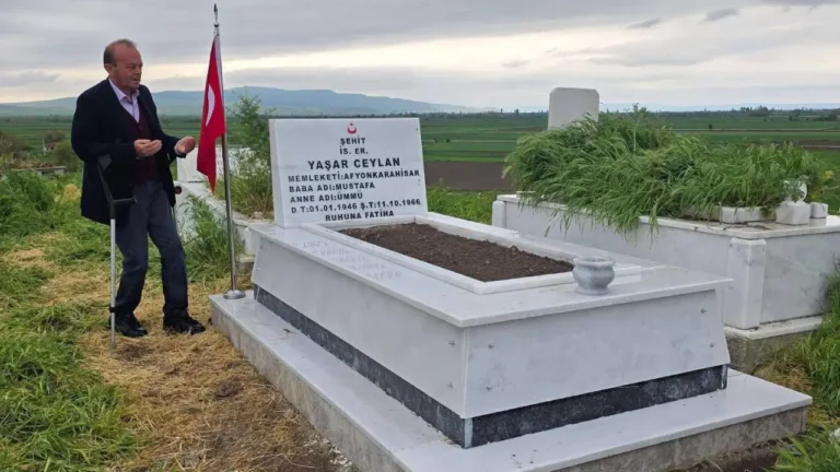 kazada-hayatini-kaybeden-er-60-yil-sonra-sehit-sayildi-FZYtgfiJ